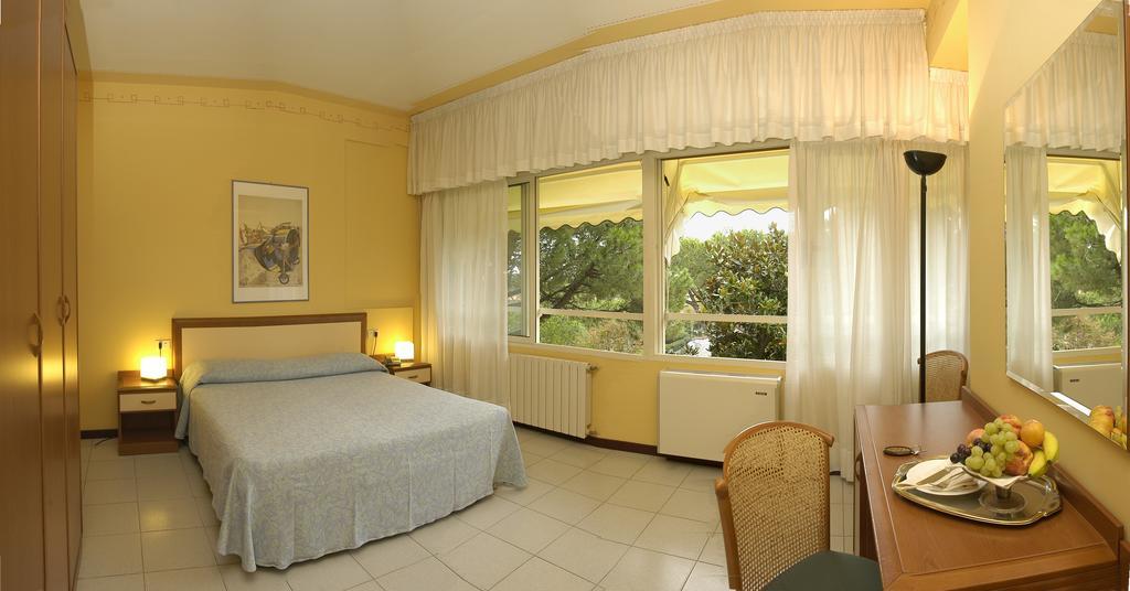 Hotel Le Ginestre Lido di Camaiore Dış mekan fotoğraf