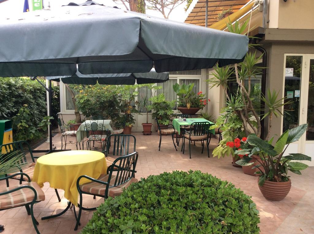 Hotel Le Ginestre Lido di Camaiore Dış mekan fotoğraf